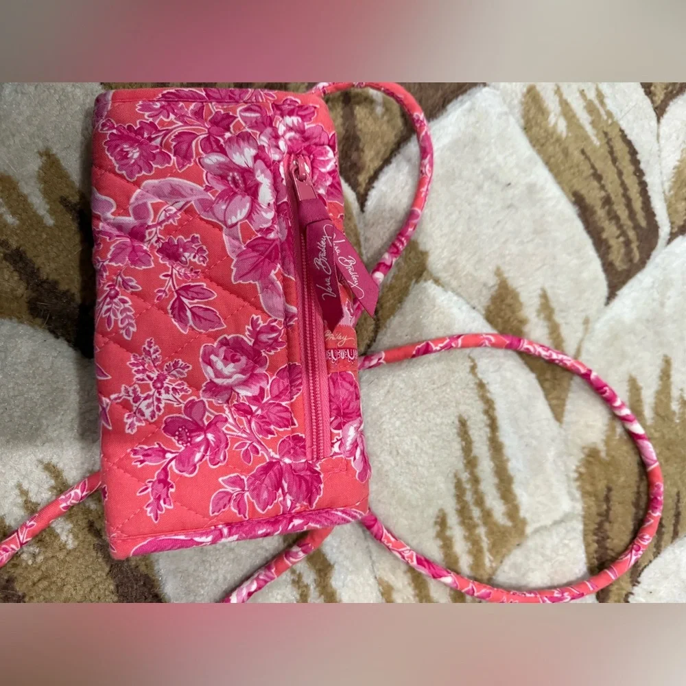 Vera Bradley hope toile crossbody wallet - Picture 4 of 6